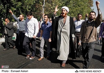 عکس بکی از رهبران خیابانی مخالف دولت روحانی
